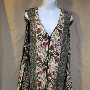 Casual Corners Women's 1X Multicolor Floral/Animal Print Buttonup Sleeveless Top